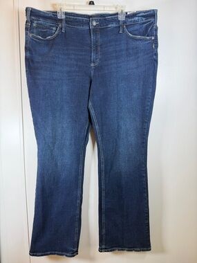 Silver Jeans Suki Bootcut | Size 22 Plus Size Jeand | Medium Wash
